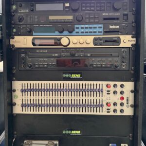 Midas XL4 FX rack